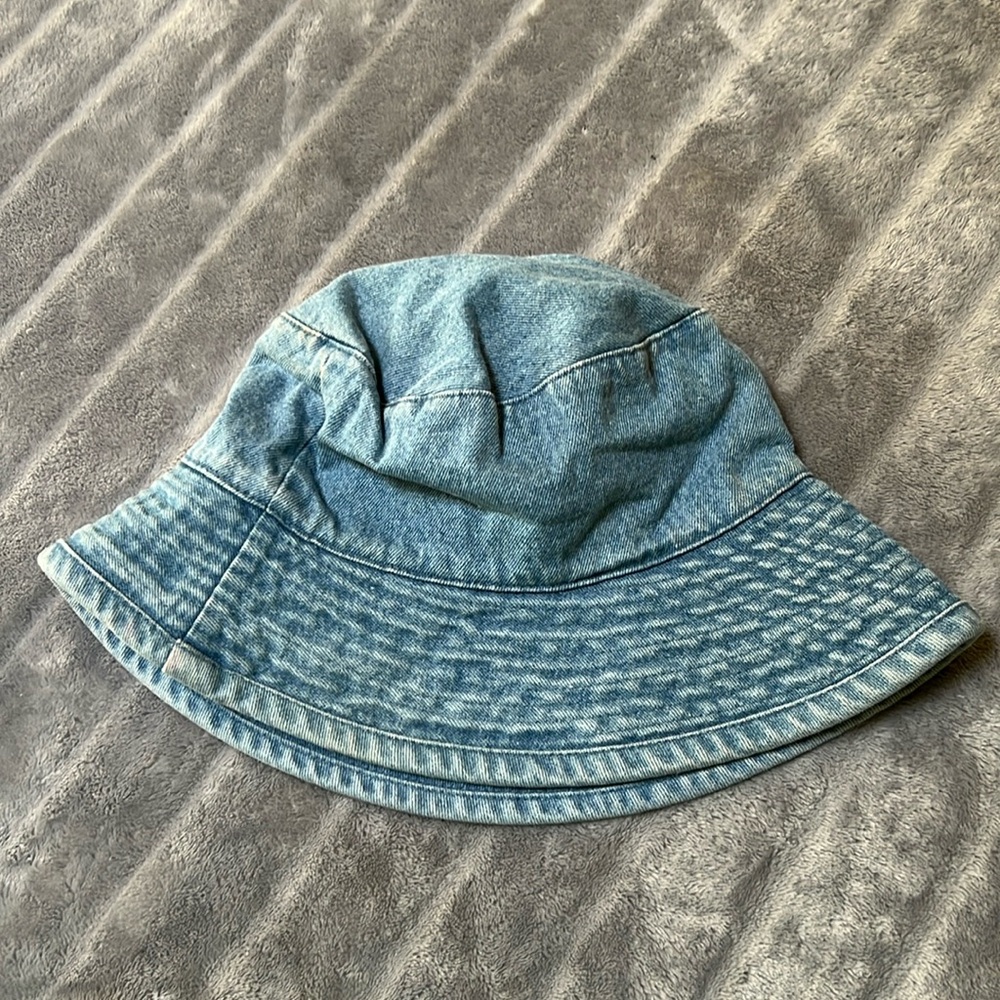 Denim bucket hat